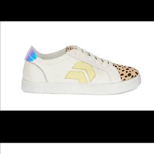 Dolce Vita Zaga sneakers